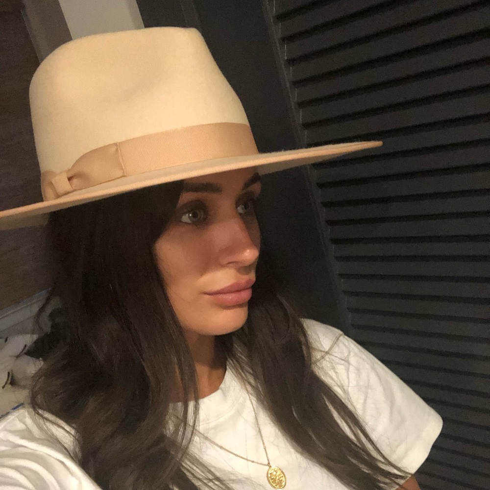 Lack of Color Ivory Rancher